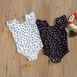 Cumpara ieftin Costum de baie cu bulinute alb/negru Drool (Culoare: Alb, Marime: 120)