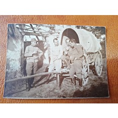 Fotografie militari intr-un moment de odihna