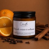 Portocală cuișoare și scorțișoară lum&acirc;nare parfumată din ceară naturală de soia &icirc;n sticlă ambră