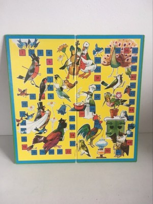 * Tabla joc cu doua fete: una cu pasari cealalta cu curse de cai, 29x29cm carton foto