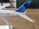 Macheta avion United din America | Decoratie | Perfect pt cadou, 1:200