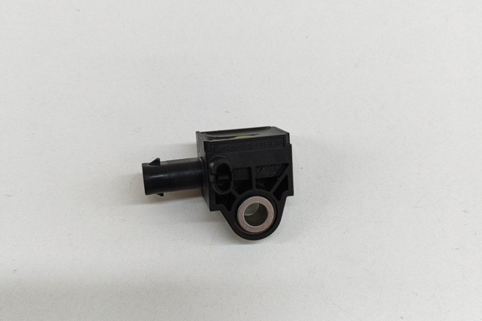 Senzor de impact dreapta spate SKODA SUPERB III 3V3 2018 OEM: 5Q0959651B | 26304853