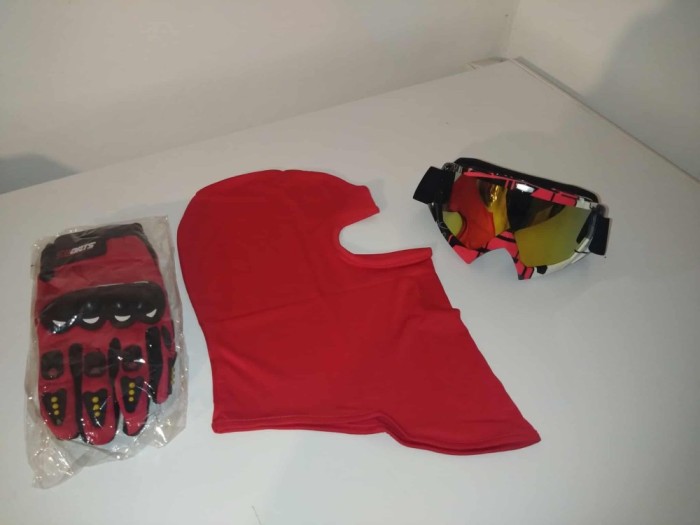 Set accesorii off road:cagula,ochelari,manusi