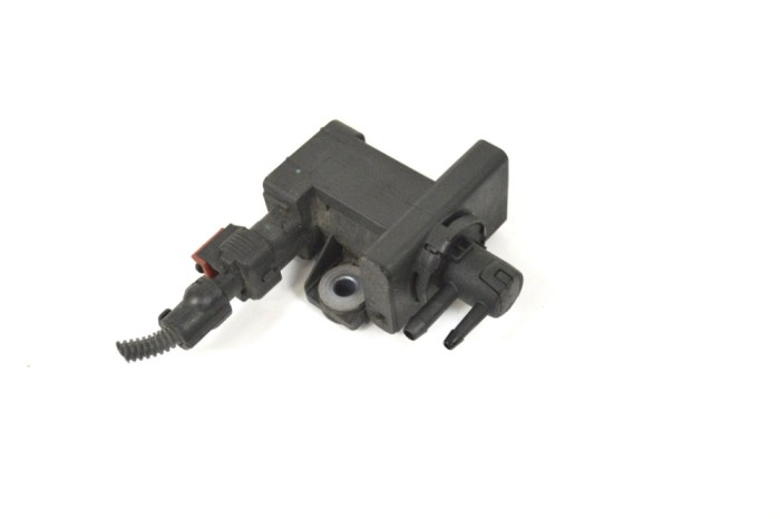 Supapa solenoid OPEL MERIVA B 2013 OEM: 55576356 13887319