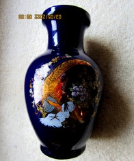 Vază din porțelan Fuku Arita.Ceramică Tajimi albastru cobalt cu fazan.