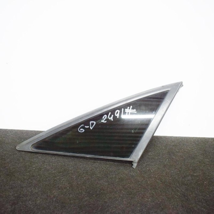 Geam lateral dreapta spate AUDI A6 4G2, C7, 4GC 2014 OEM: Sedan | 10399013