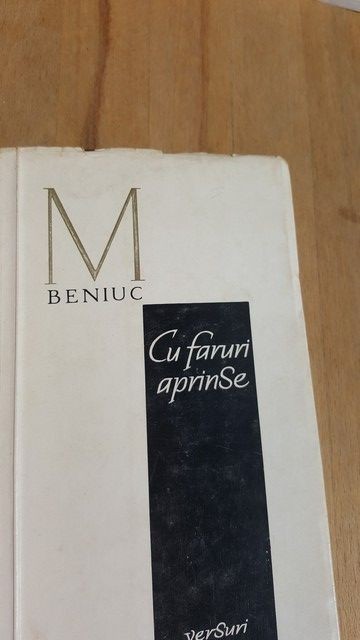 Cu faruri aprinse- M. Beniuc