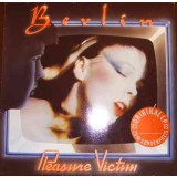 Vinil LP Berlin &lrm;&ndash; Pleasure Victim ( -VG)