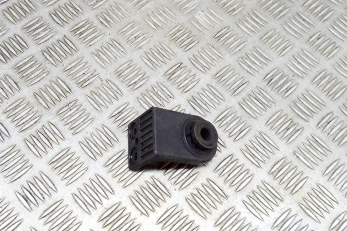 Suport radiator HYUNDAI IONIQ 5 NE 2022 OEM: 25333-GI000 17133872