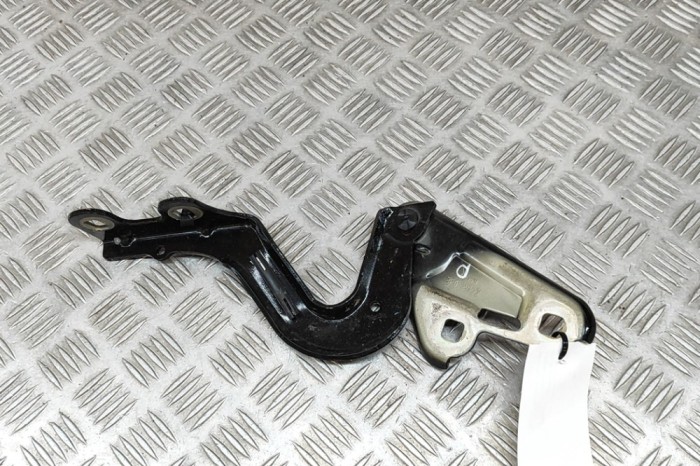 Balama capota dreapta față FORD PUMA J2K, CF7 2022 OEM: L1TB-S16800-AA 29945829