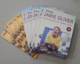 BUCATARUL SE DEZBRACA ... DE SECRETE de JAMIE OLIVER , VOLUMELE I - X , 2009