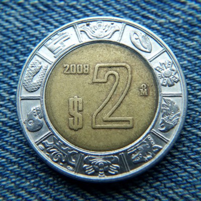 2L - 2 Pesos 2008 Mexic / moneda bimetal foto