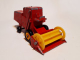 Claas Combine Harvester - Matchbox, 1:72