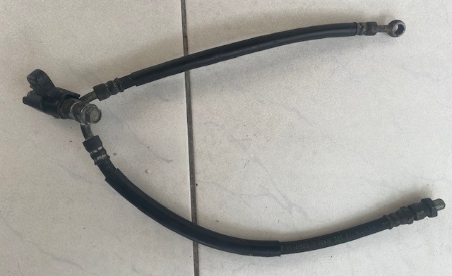 Furtune frana fata (2 buc) cu distribuitor Suzuki GSX600F (GN72B) 1989-1997