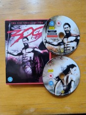 Film: 300, Gerard Butler - Original 2 DVD Special Edition cu scene noi