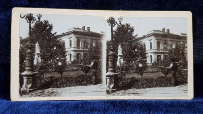 BUCURESTI , GRADINA AZILULUI ELENA DOAMNA , FOTOGRAFIE STEREOSCOPICA , MONOCROMA, PE SUPORT DE CARTON , CCA. 1900 foto