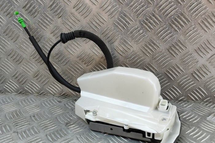 &Icirc;ncuietoare ușă st&acirc;nga față TESLA MODEL 3 2023 OEM: 1500672-91-B 22061240