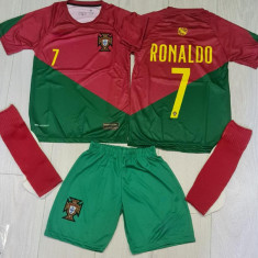 ECHIPAMENTE COMPLETE FOTBAL COPII 10/14 ANI,RONALDO-PORTUGALIA,MODEL NOU