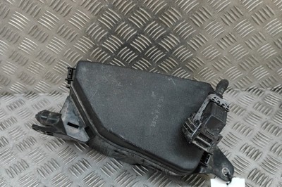 Panou de siguranțe TOYOTA RAV 4 V XA50 2018 OEM: 82610-42120,82662-42660,82740-42080,82663-42190 30657381 foto