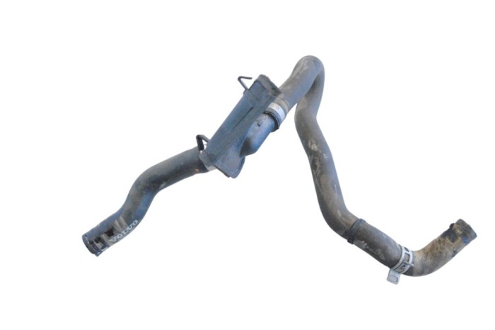 Furtun de lichid de răcire VOLVO XC90 II 2015 OEM: 31338297 24257828