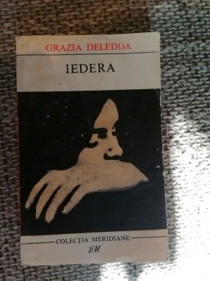 Iedera - Grazia Deledda foto