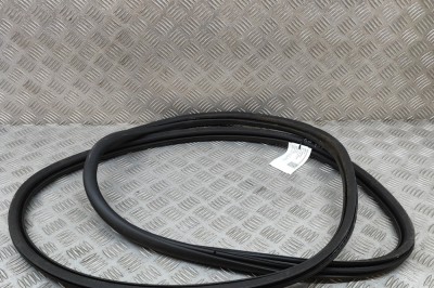 Garnitura ușă dreapta față CITRO&amp;Euml;N C5 AIRCROSS 2021 OEM: 9811537480 | 26823651 foto