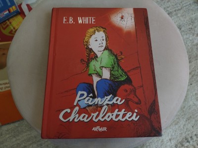 P&amp;acirc;nza Charlottei. E. B. White. Ed. Arthur foto