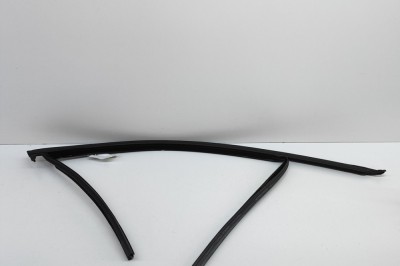 Bandou superior ușă dreapta față BMW 3 G20, G28 2023 OEM: 7407404 29995518 foto