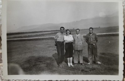 Fotografie, grup in excursie la Poiana Marului, 1956 foto
