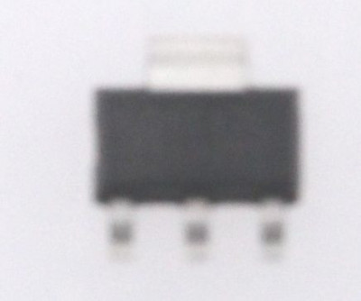 LM1117 3.3V C.I. 3.3V/800MA UIN:15V SOT223 -ROHS- 30033064 circuit integrat VESTEL foto